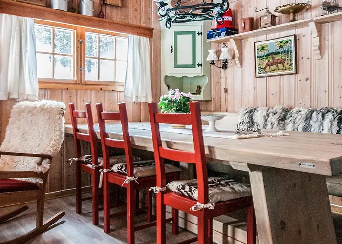 3 Bedroom Lovely In 度假居 *