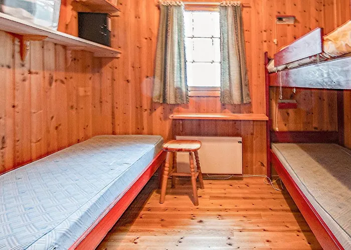 3 Bedroom Lovely In * Tynset